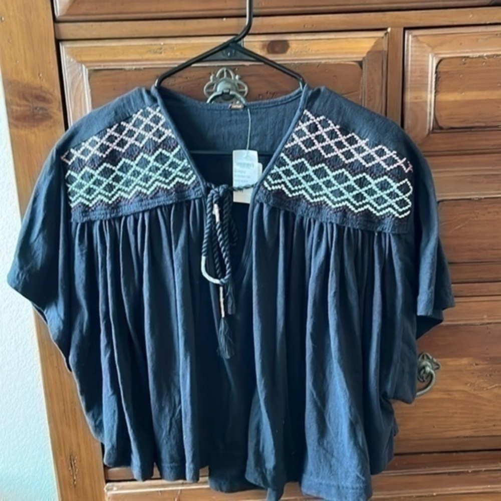 Free People NWT Blue Embroidered Blouse Size Small